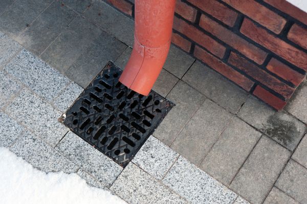 Downspout Drainage Service in South Zanesville